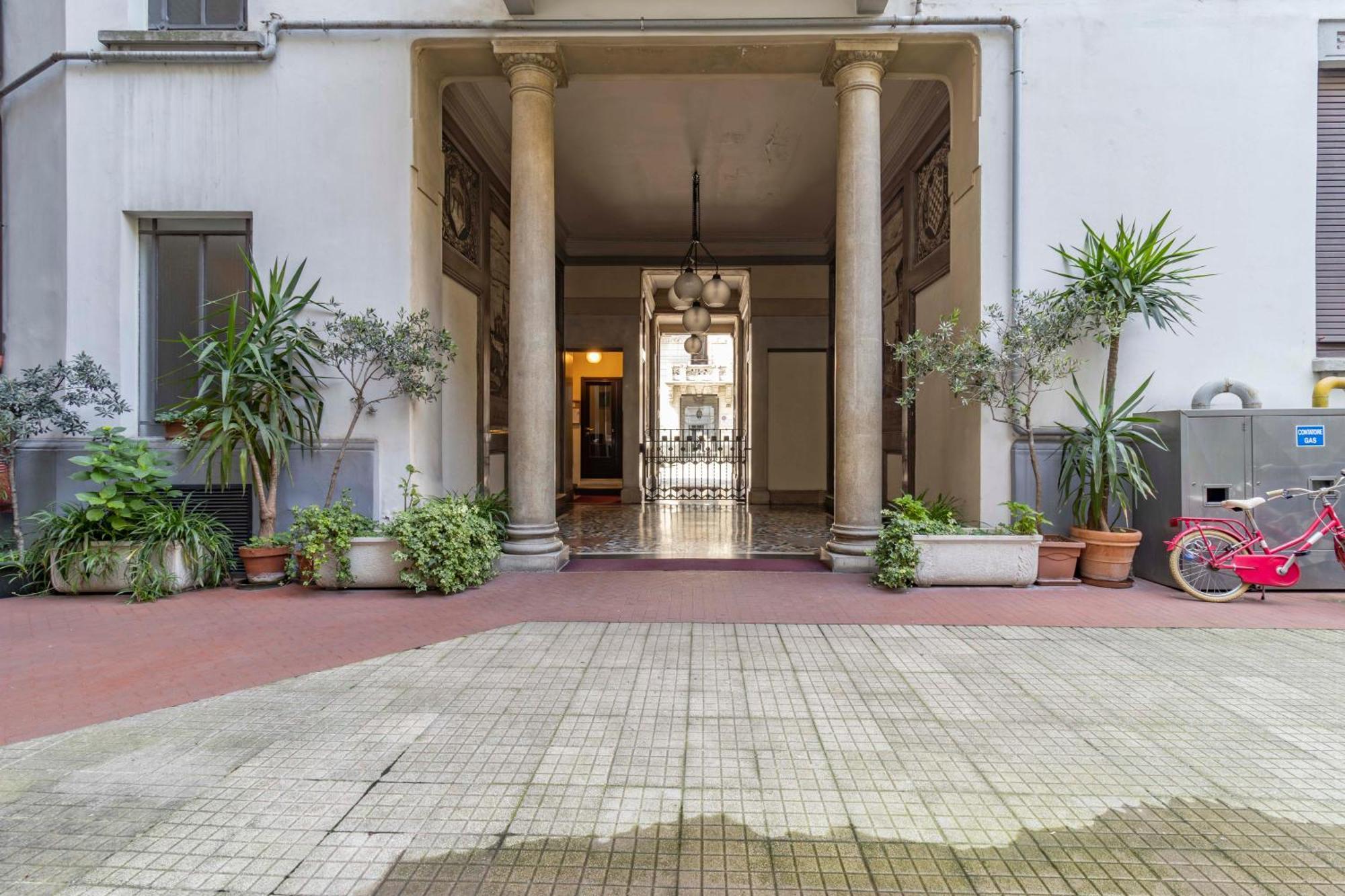 Stradivarius House - Carozzi Apartments Milan Exterior photo